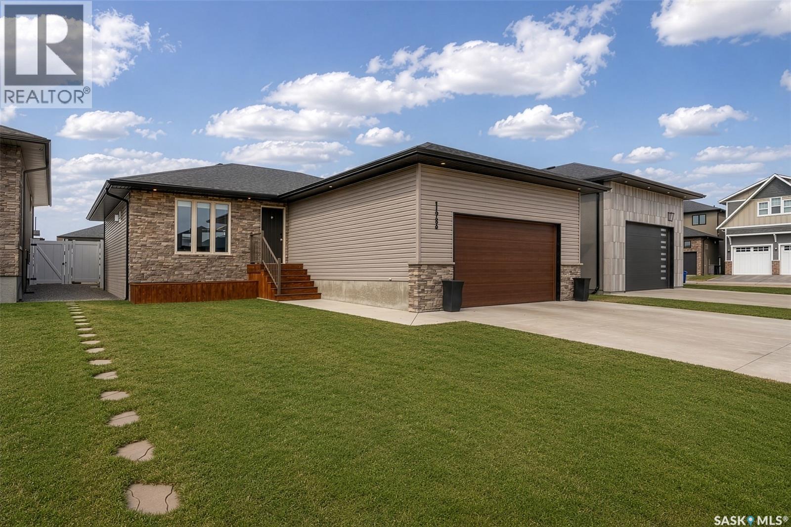 123 Hodges Crescent, Moose Jaw, SK - Outdoor