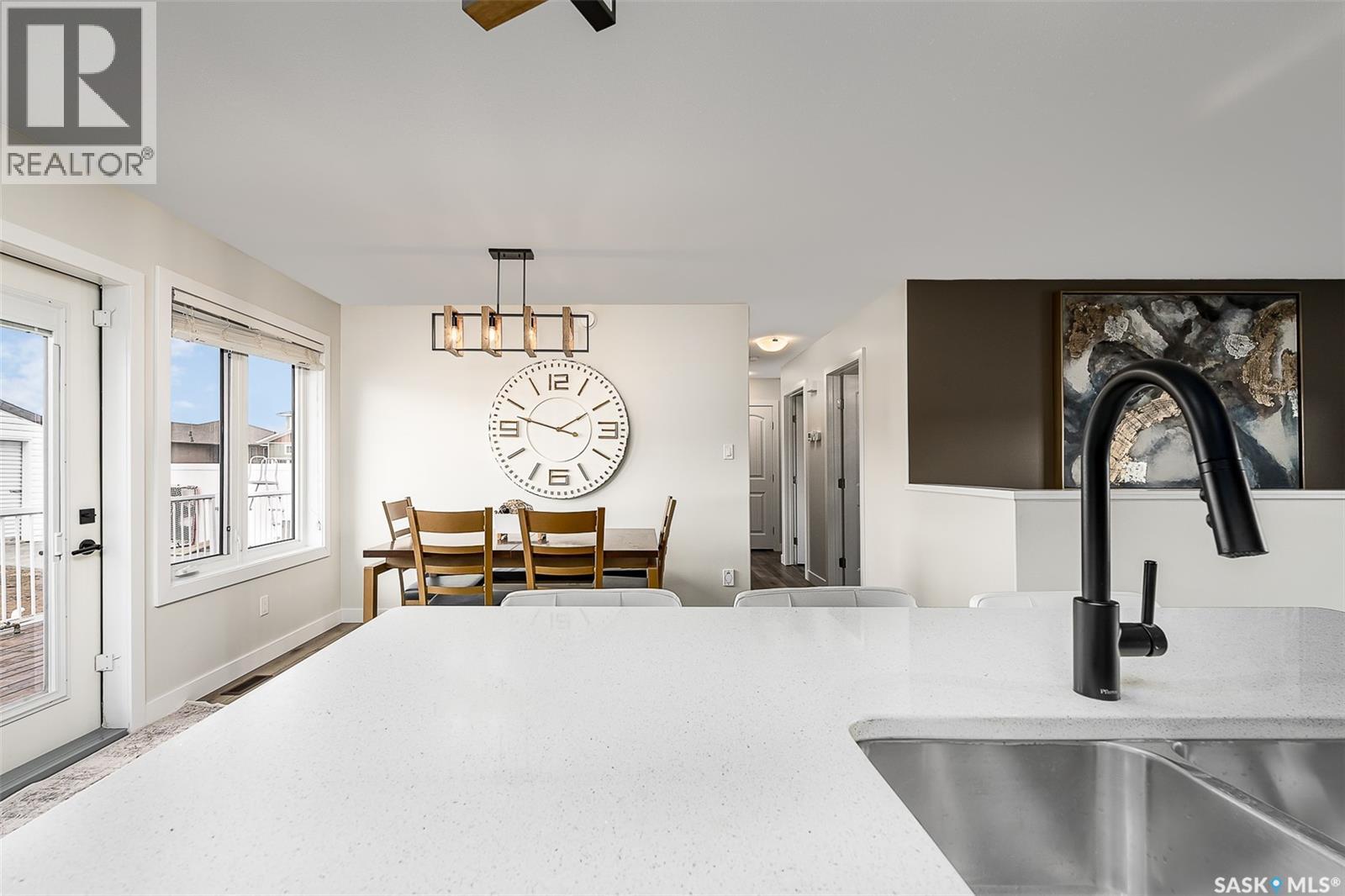 123 Hodges Crescent, Moose Jaw, SK - Indoor Photo Showing Kitchen