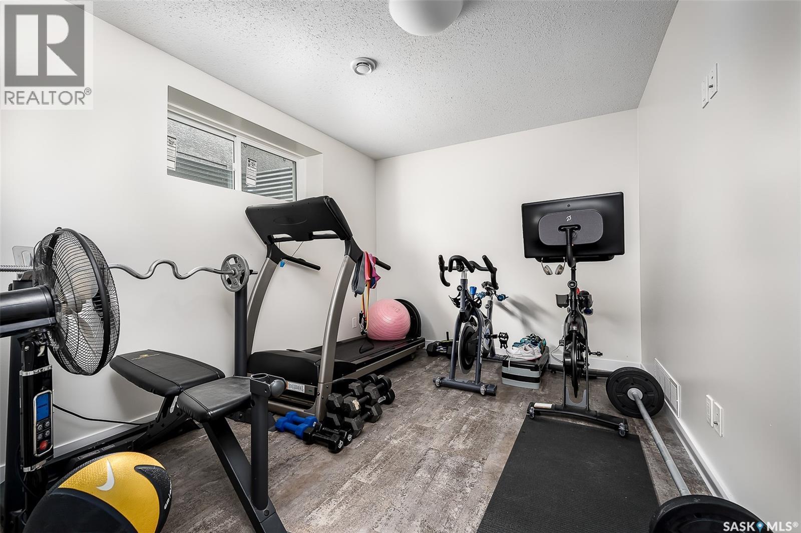 123 Hodges Crescent, Moose Jaw, SK - Indoor Photo Showing Gym Room
