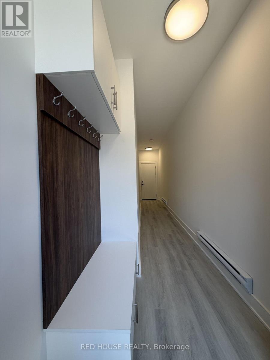 77 Everett Common, St. Catharines, ON - Indoor Photo Showing Other Room