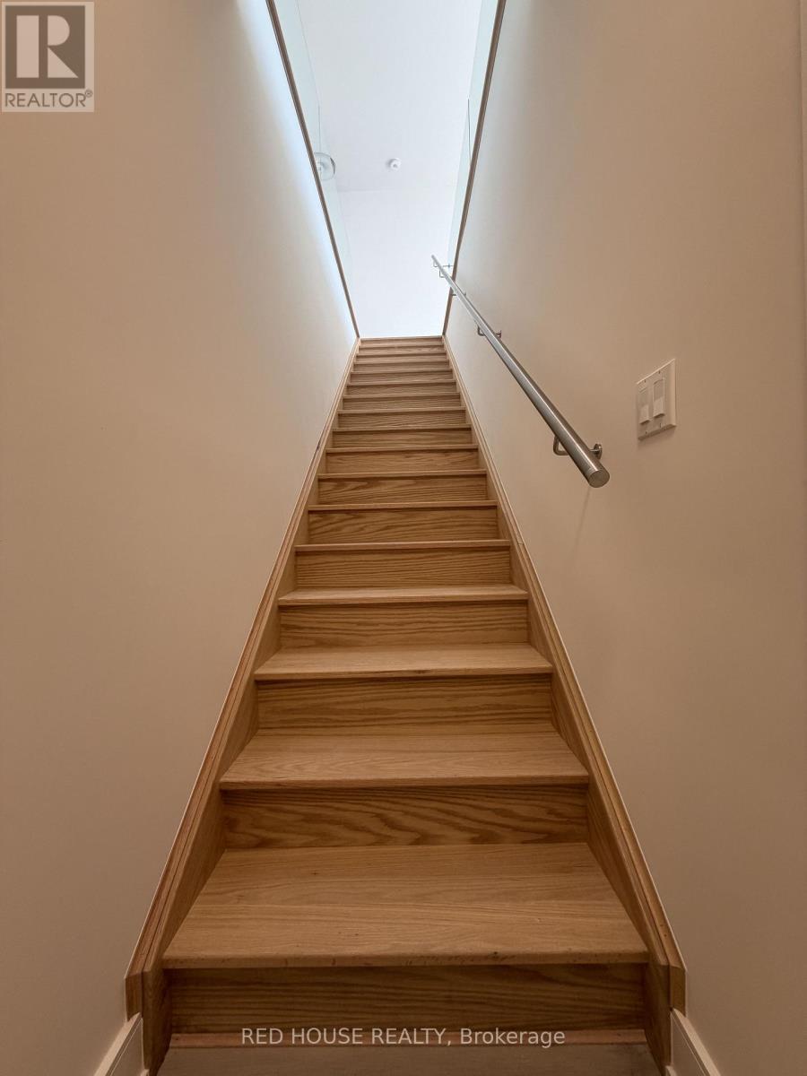 77 Everett Common, St. Catharines, ON - Indoor Photo Showing Other Room