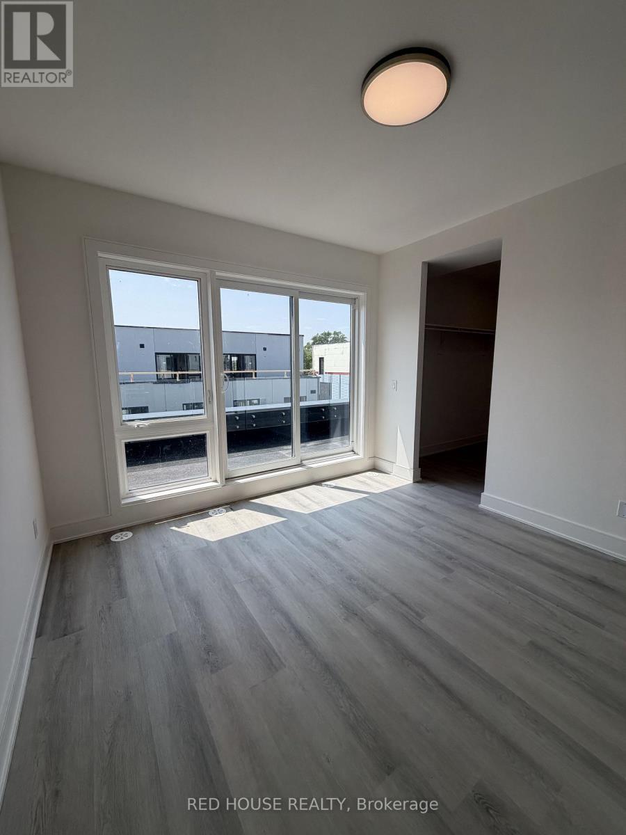 77 Everett Common, St. Catharines, ON - Indoor Photo Showing Other Room