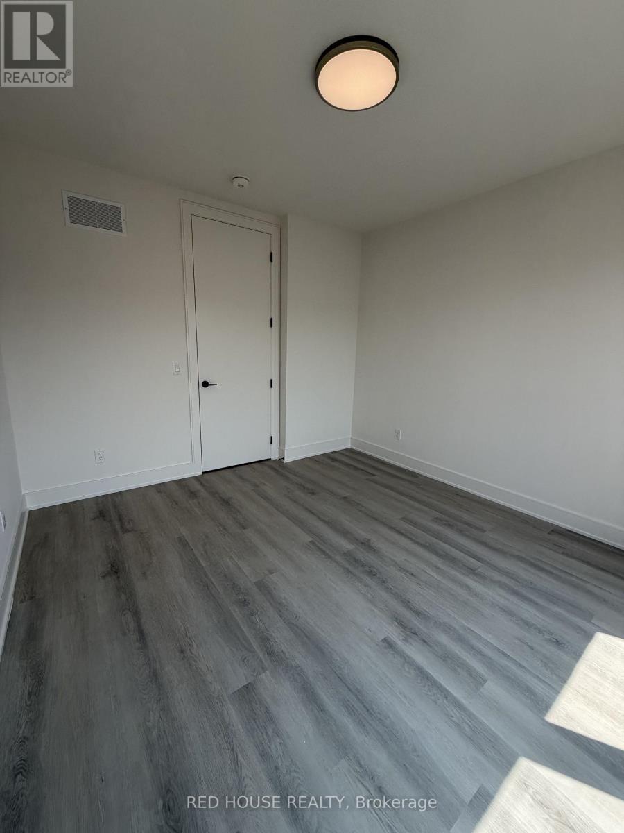 77 Everett Common, St. Catharines, ON - Indoor