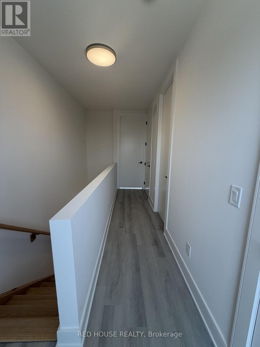77 Everett Common, St. Catharines, ON - Indoor Photo Showing Other Room