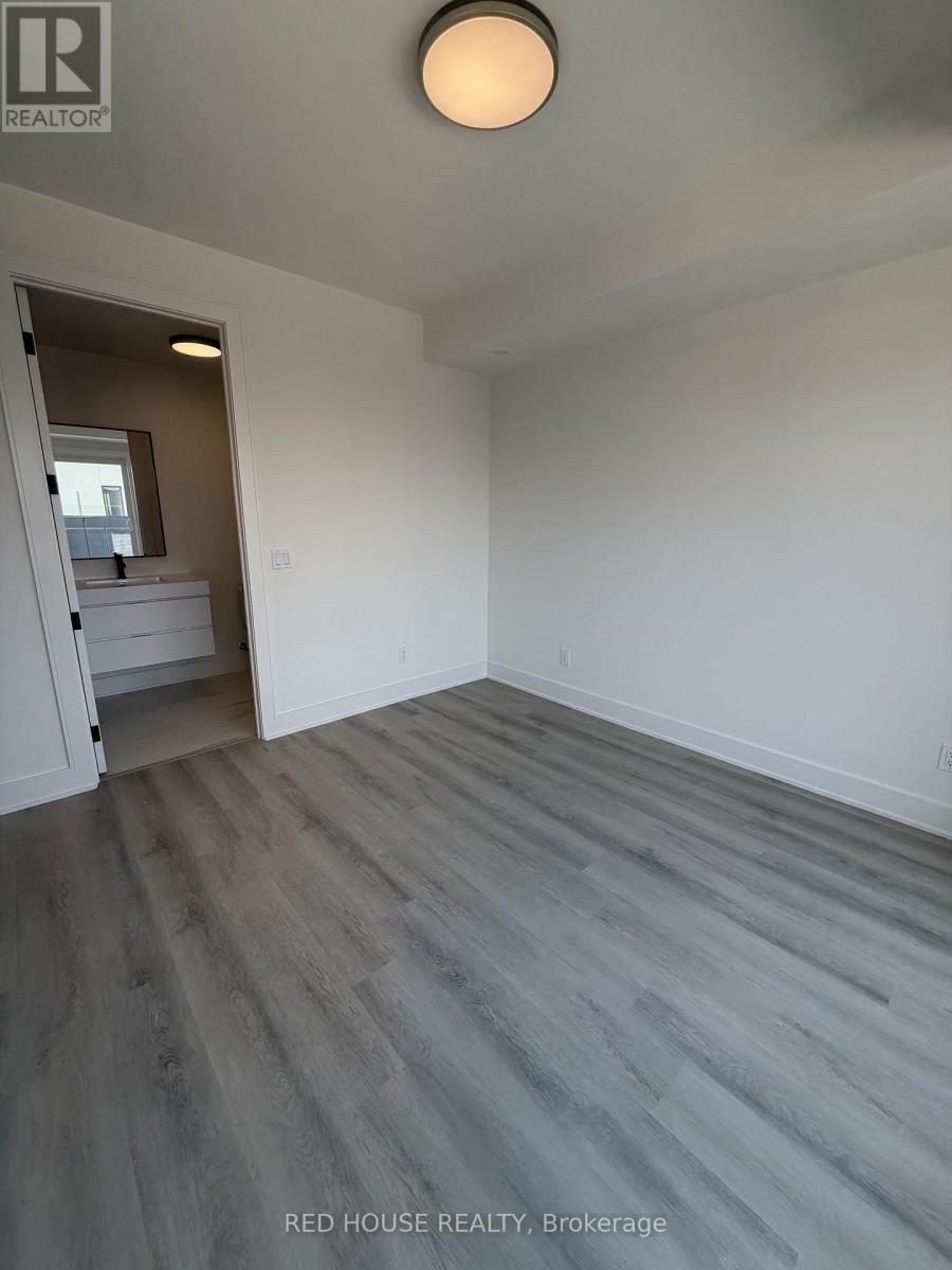77 Everett Common, St. Catharines, ON - Indoor Photo Showing Other Room