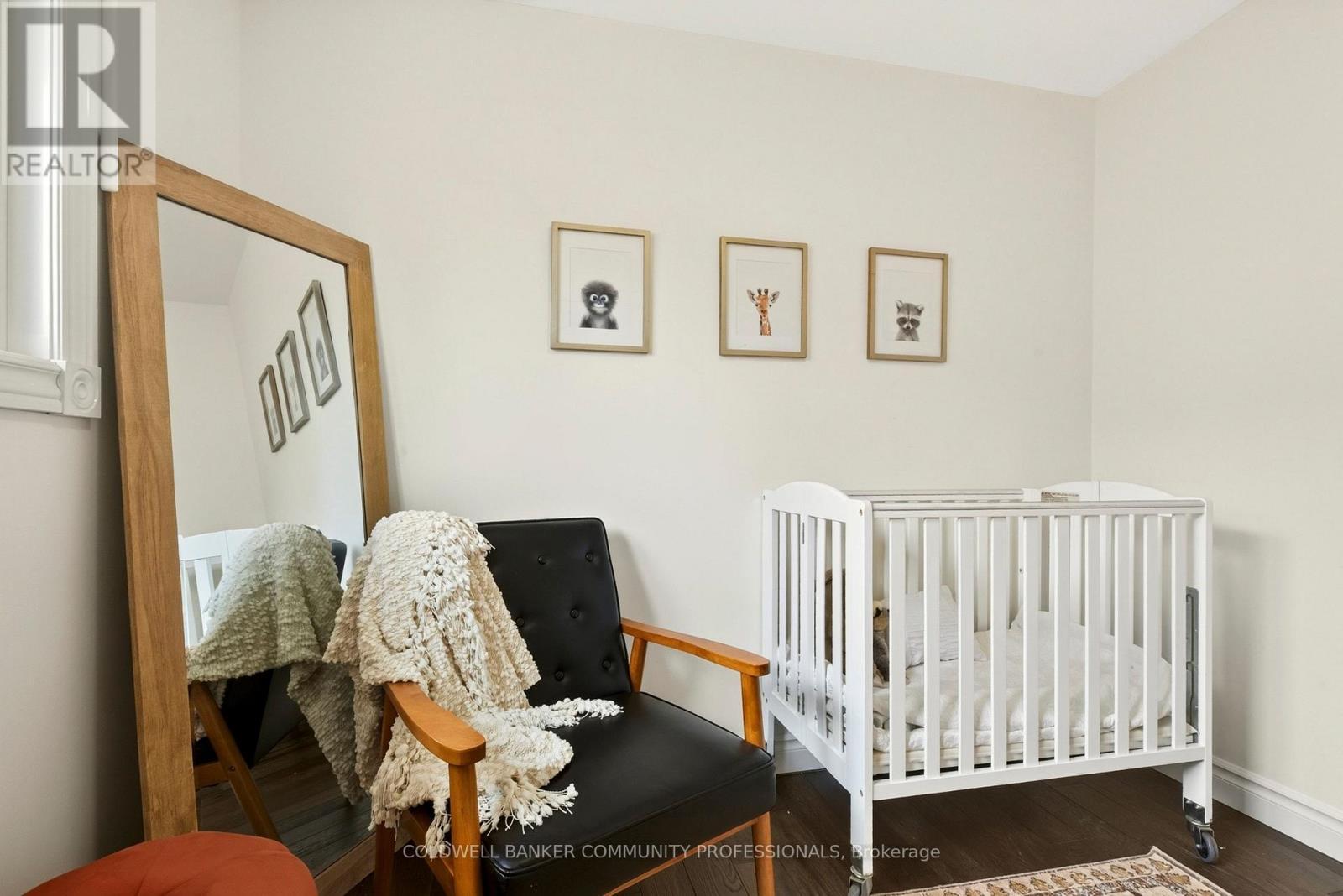 85 Lavina Crescent, Hamilton, ON - Indoor Photo Showing Bedroom