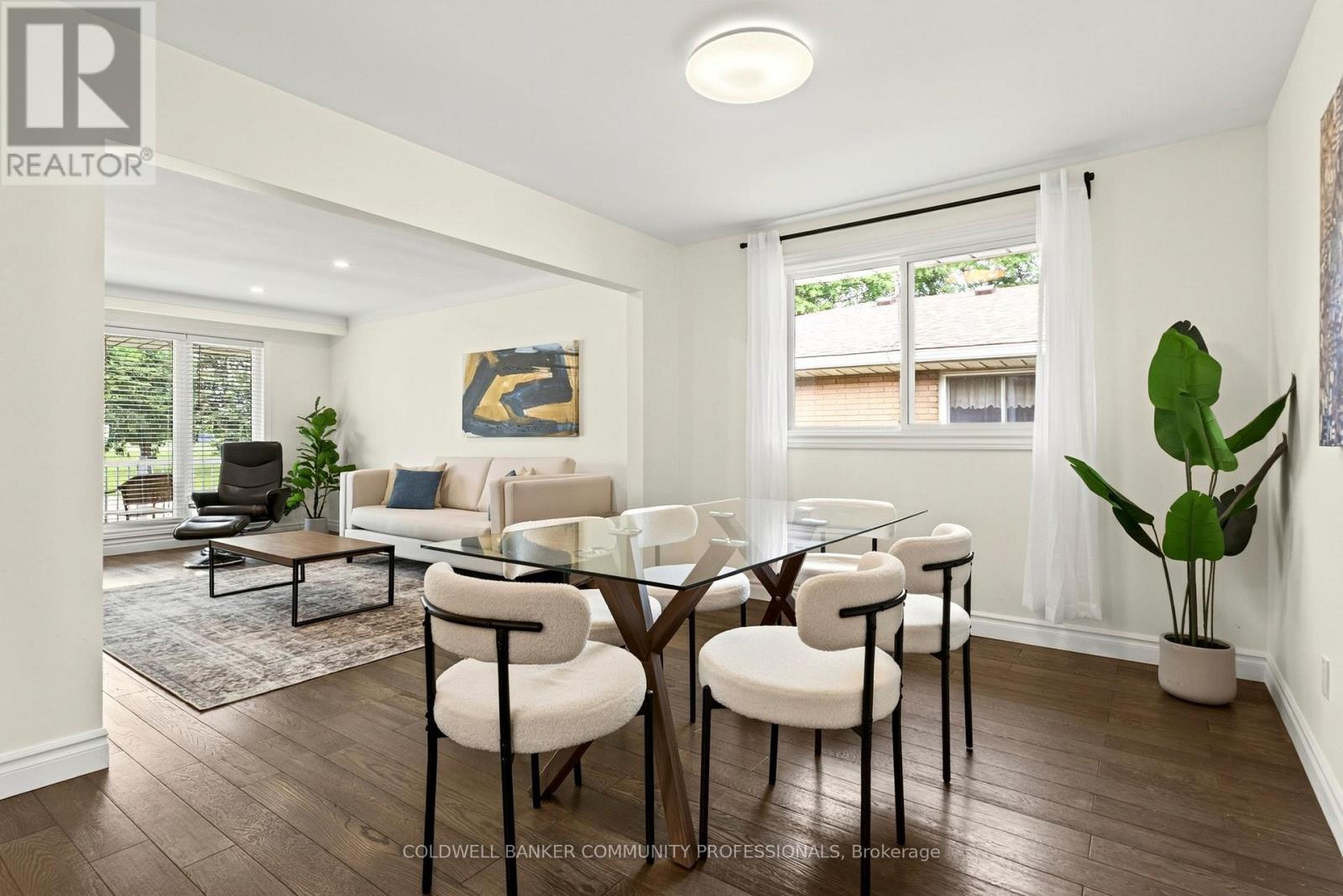 85 Lavina Crescent, Hamilton, ON - Indoor Photo Showing Dining Room
