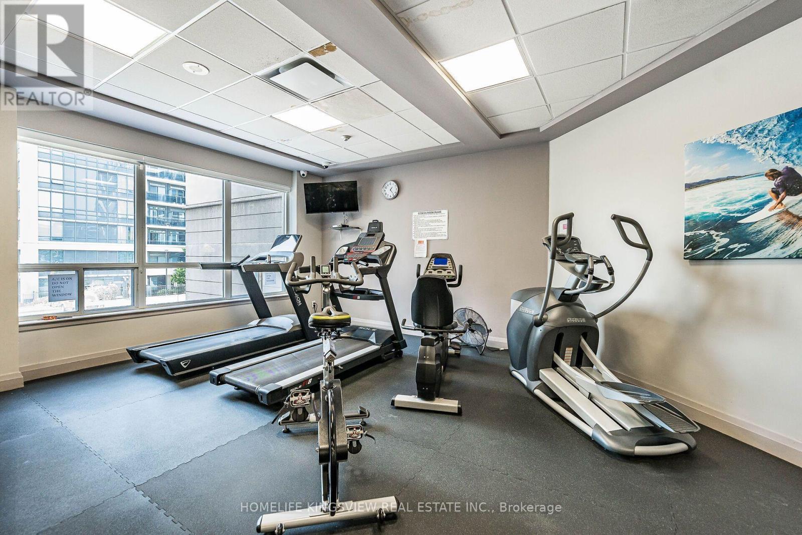 807 - 60 Disera Drive, Vaughan, ON - Indoor Photo Showing Gym Room