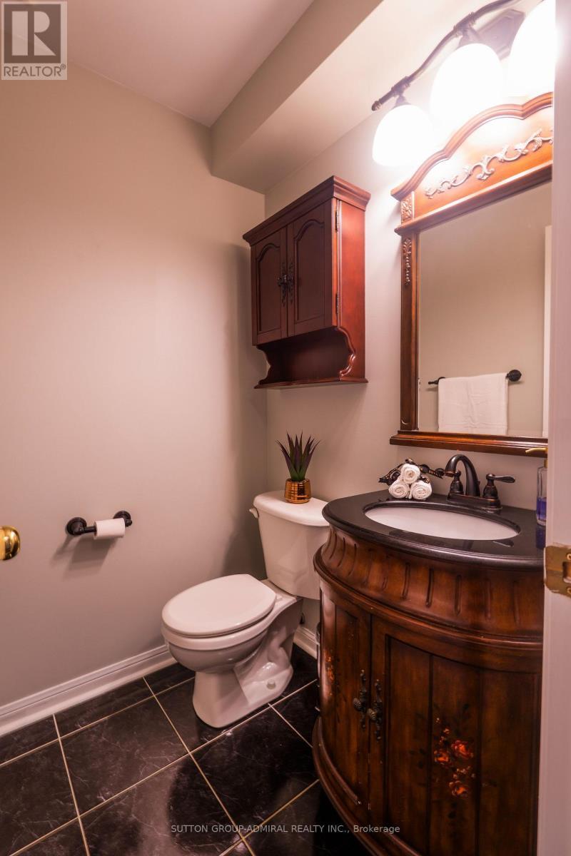 43 Mainland Crescent, Vaughan, ON - Indoor Photo Showing Bathroom