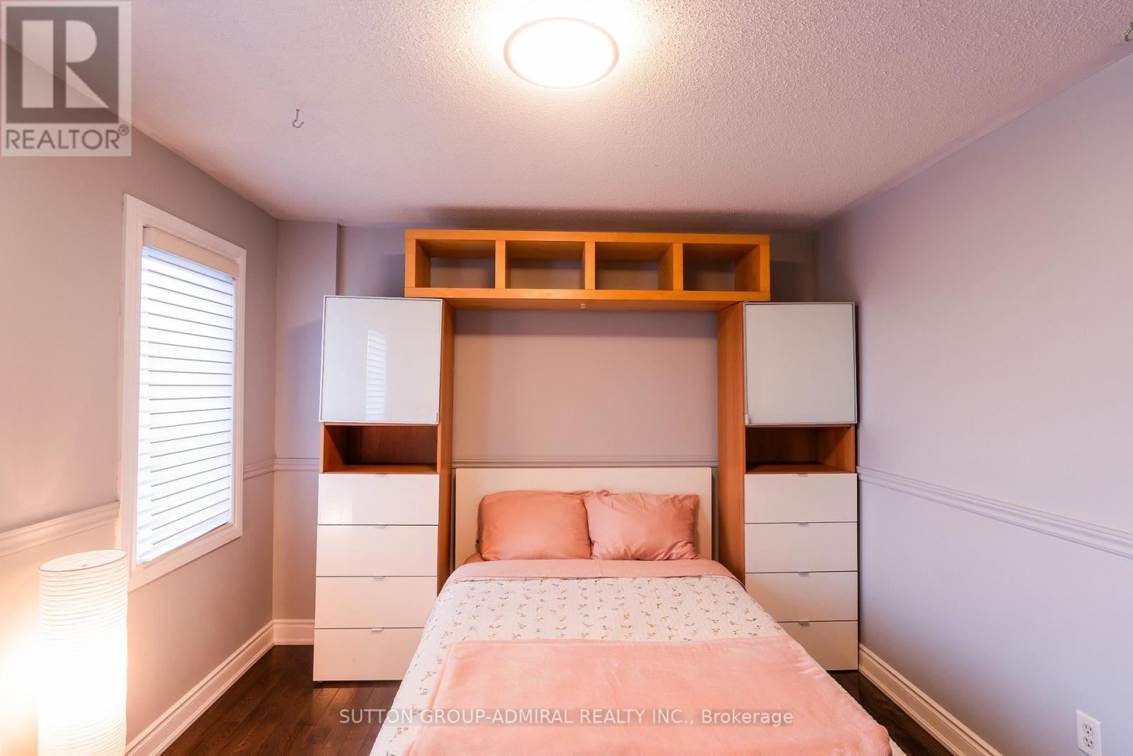43 Mainland Crescent, Vaughan, ON - Indoor Photo Showing Bedroom