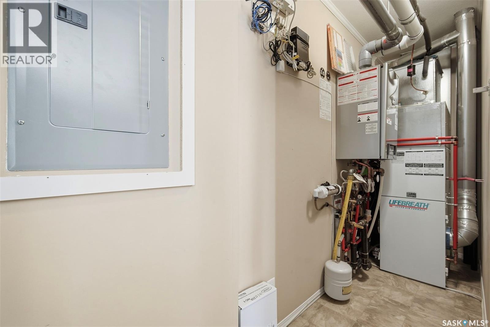 406 225 Hassard Close, Saskatoon, SK - Indoor Photo Showing Basement