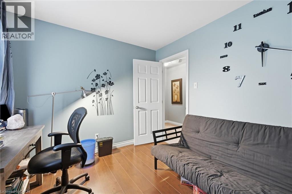 132 Hampton Heath Road, Burlington, ON - Indoor