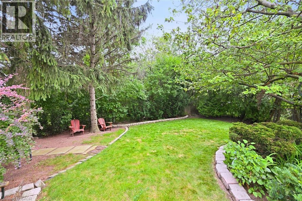 132 Hampton Heath Road, Burlington, ON - Outdoor