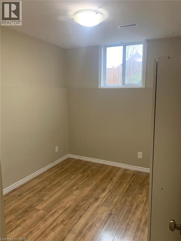 408 Westcroft Drive N Unit# Basement, Waterloo, ON - Indoor Photo Showing Other Room