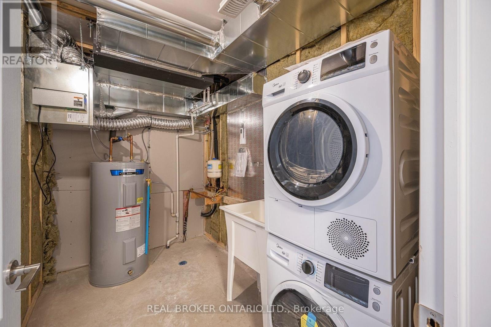685 Frederick Street, Kitchener, ON - Indoor Photo Showing Laundry Room