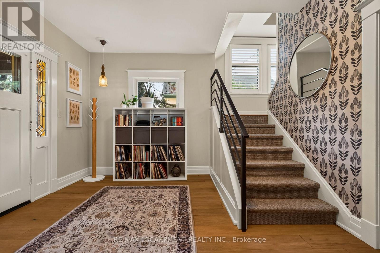 61 Mountain Avenue, Hamilton, ON - Indoor Photo Showing Other Room