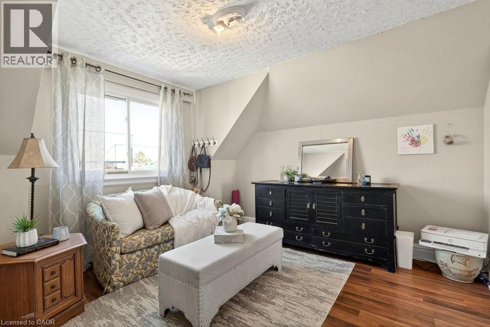 49 Cheever Street, Hamilton, ON - Indoor
