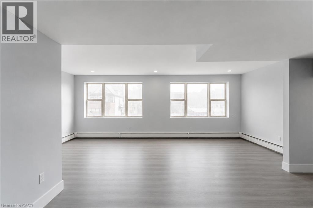 355 Main Street E Unit# 3, Hamilton, ON - Indoor Photo Showing Other Room