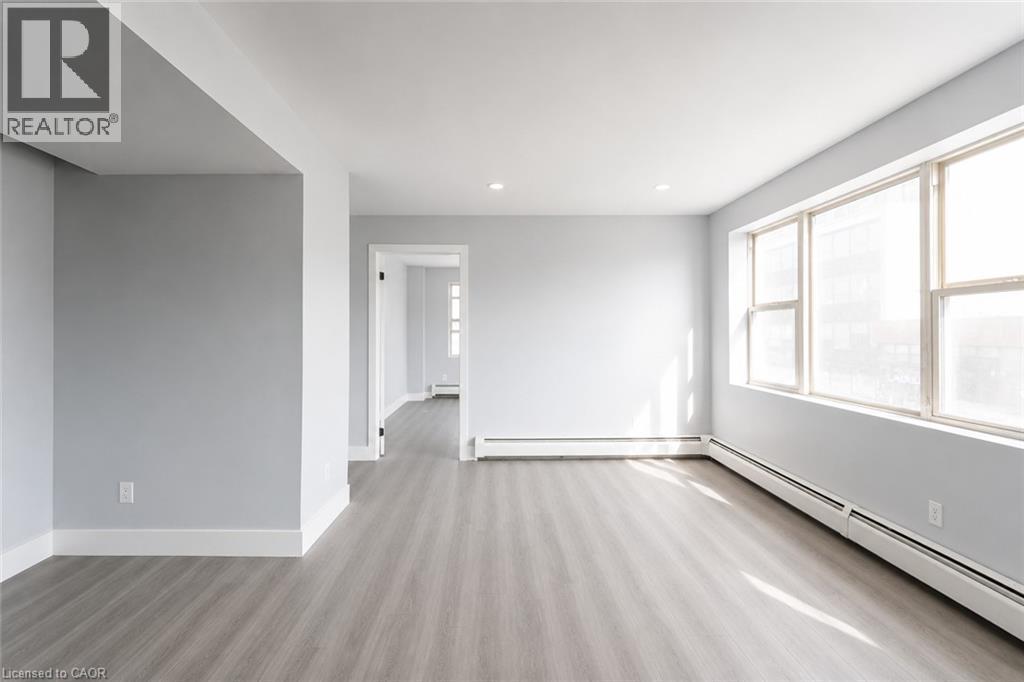 355 Main Street E Unit# 3, Hamilton, ON - Indoor Photo Showing Other Room