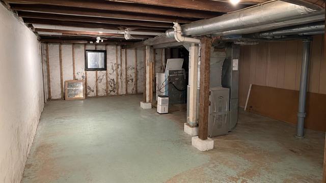 749 Dudley Ave, Winnipeg, MB - Indoor Photo Showing Basement