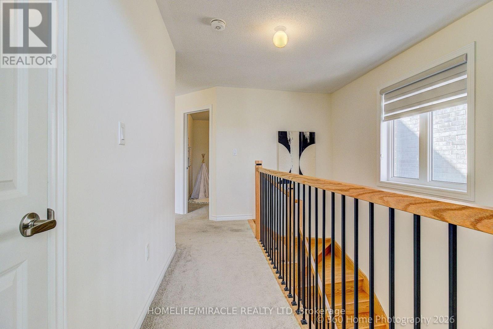 2528 Athena Path, Pickering, ON - Indoor Photo Showing Other Room