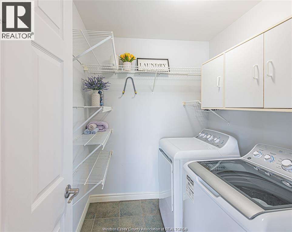 1257 Imperial, Windsor, ON - Indoor Photo Showing Laundry Room