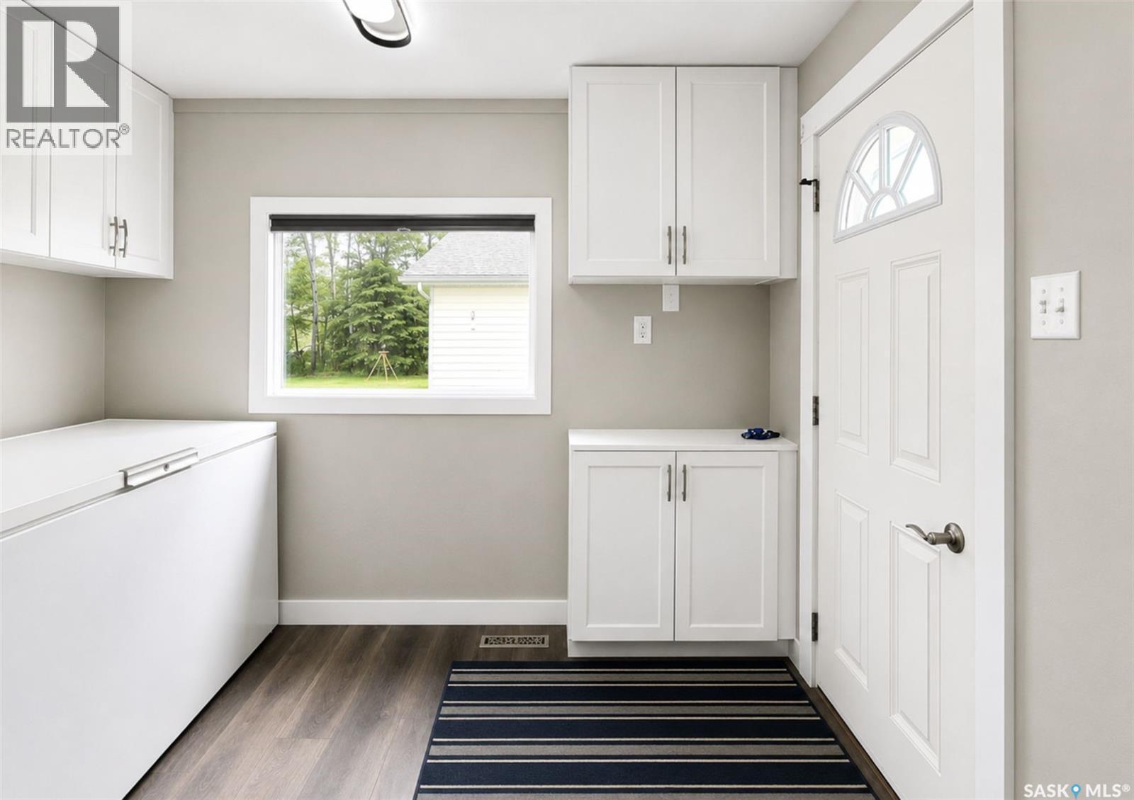 108 Third Avenue S, Pierceland, SK - Indoor Photo Showing Laundry Room