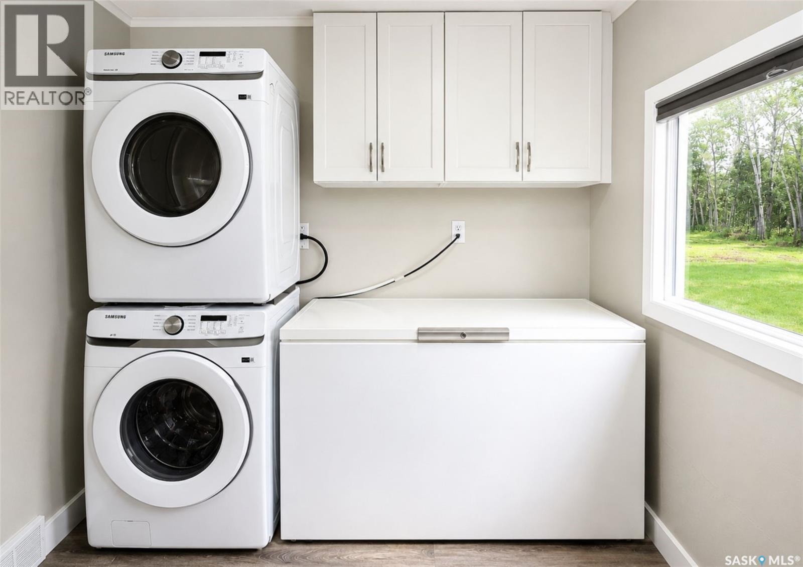 108 Third Avenue S, Pierceland, SK - Indoor Photo Showing Laundry Room