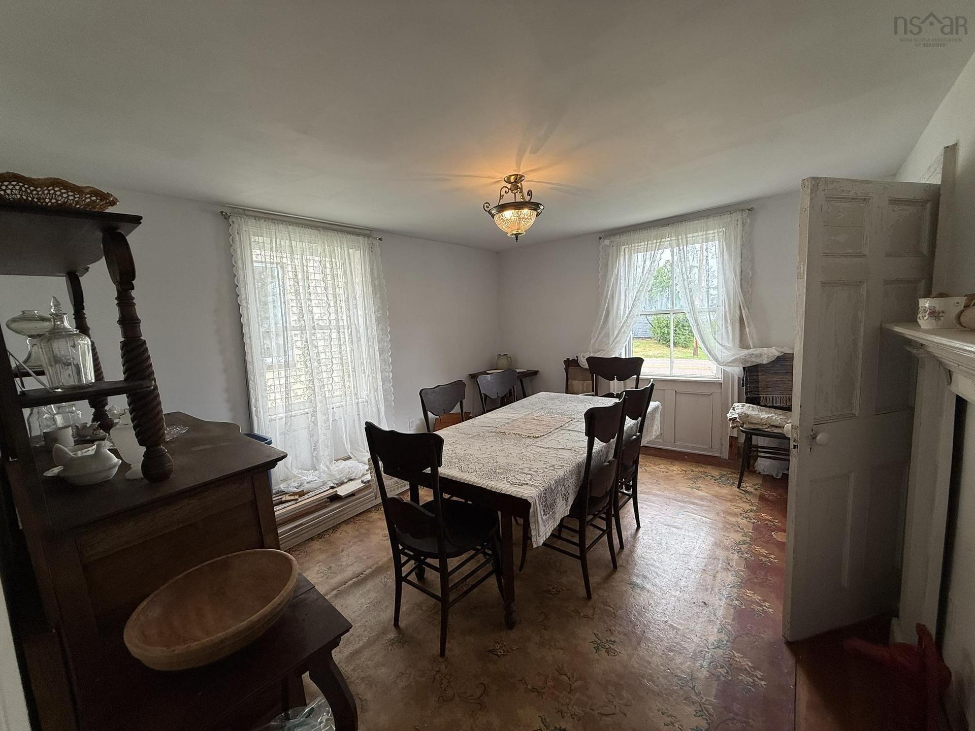 13886 Highway 6, Wallace, NS - Indoor Photo Showing Dining Room