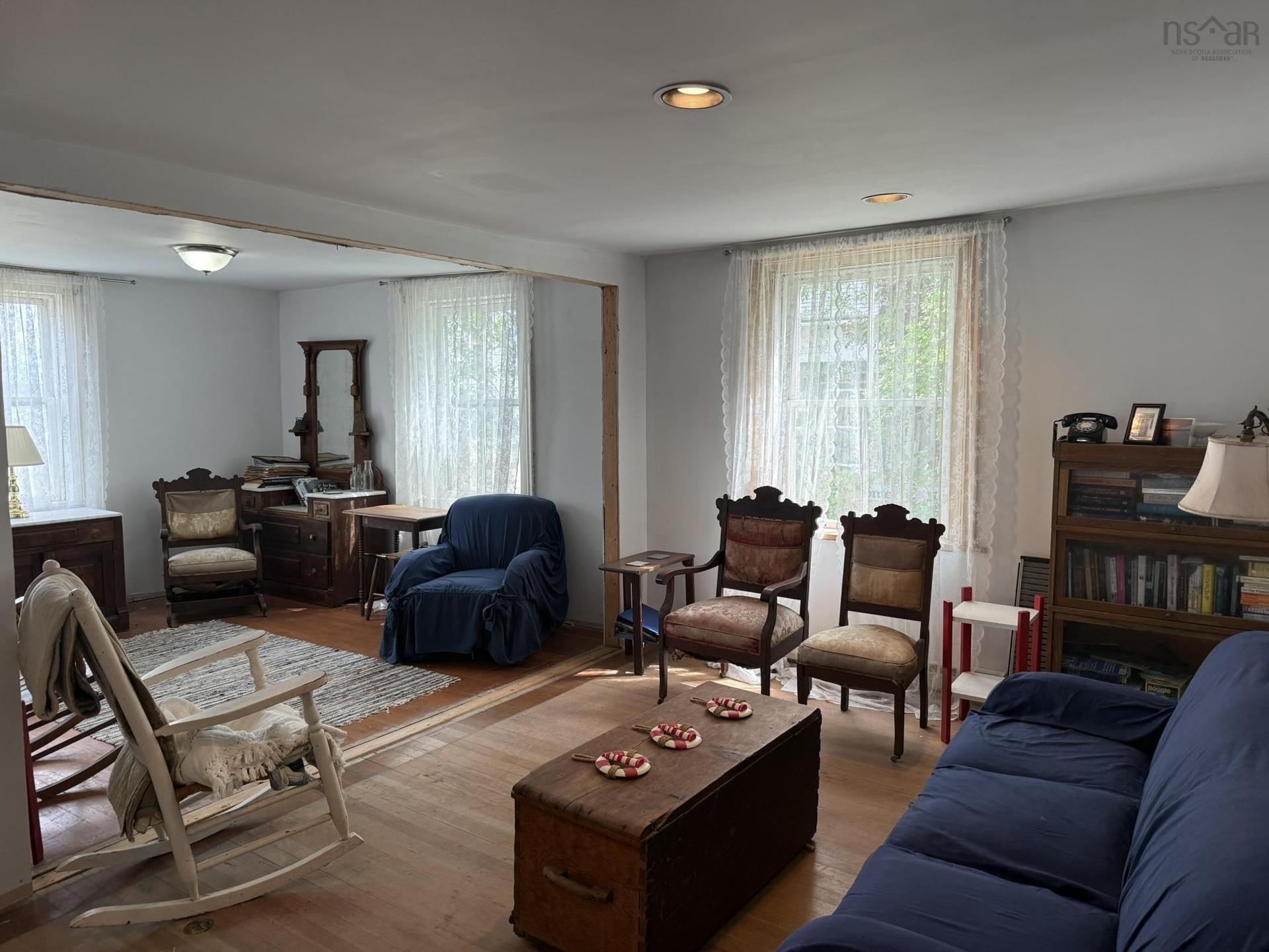 13886 Highway 6, Wallace, NS - Indoor Photo Showing Living Room