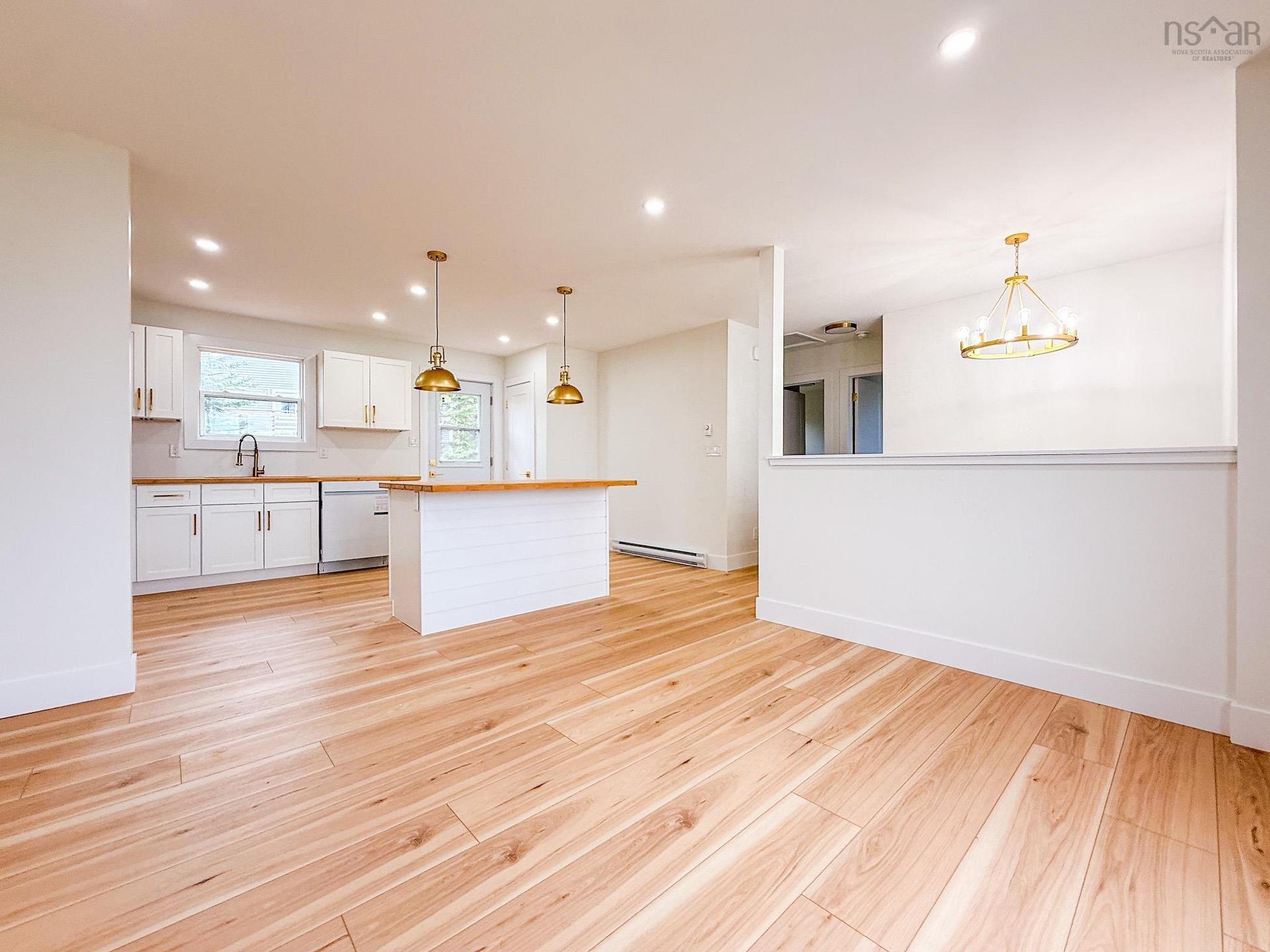 967 Westmount Road, Westmount, NS - Indoor Photo Showing Kitchen