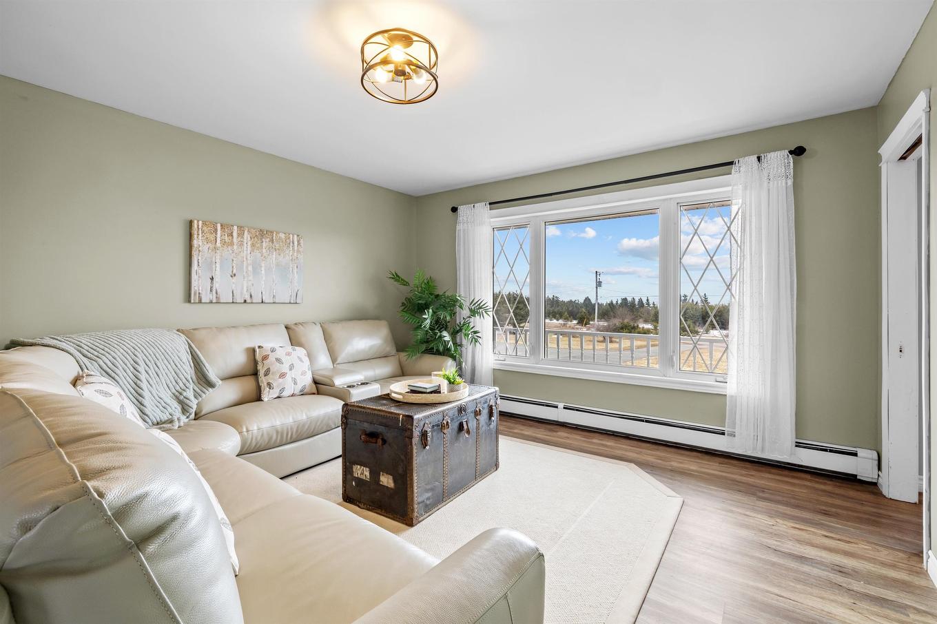 37 Franks Lane, Souris West, PE - Indoor Photo Showing Living Room