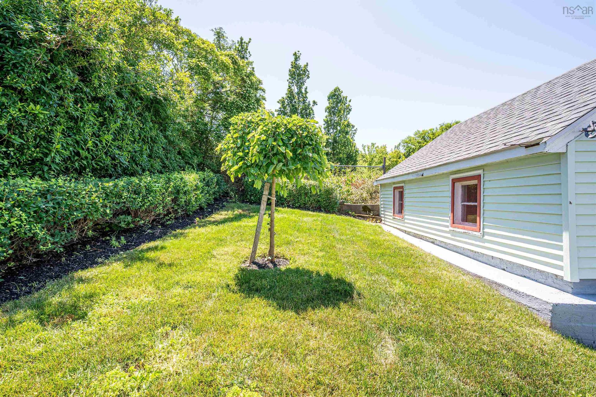 3360 Albert Street, Halifax, NS - Outdoor