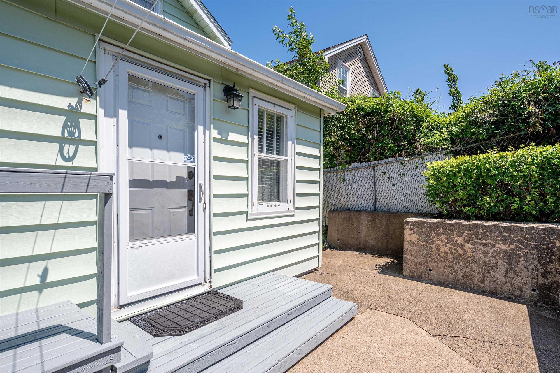3360 Albert Street, Halifax, NS - Outdoor With Exterior