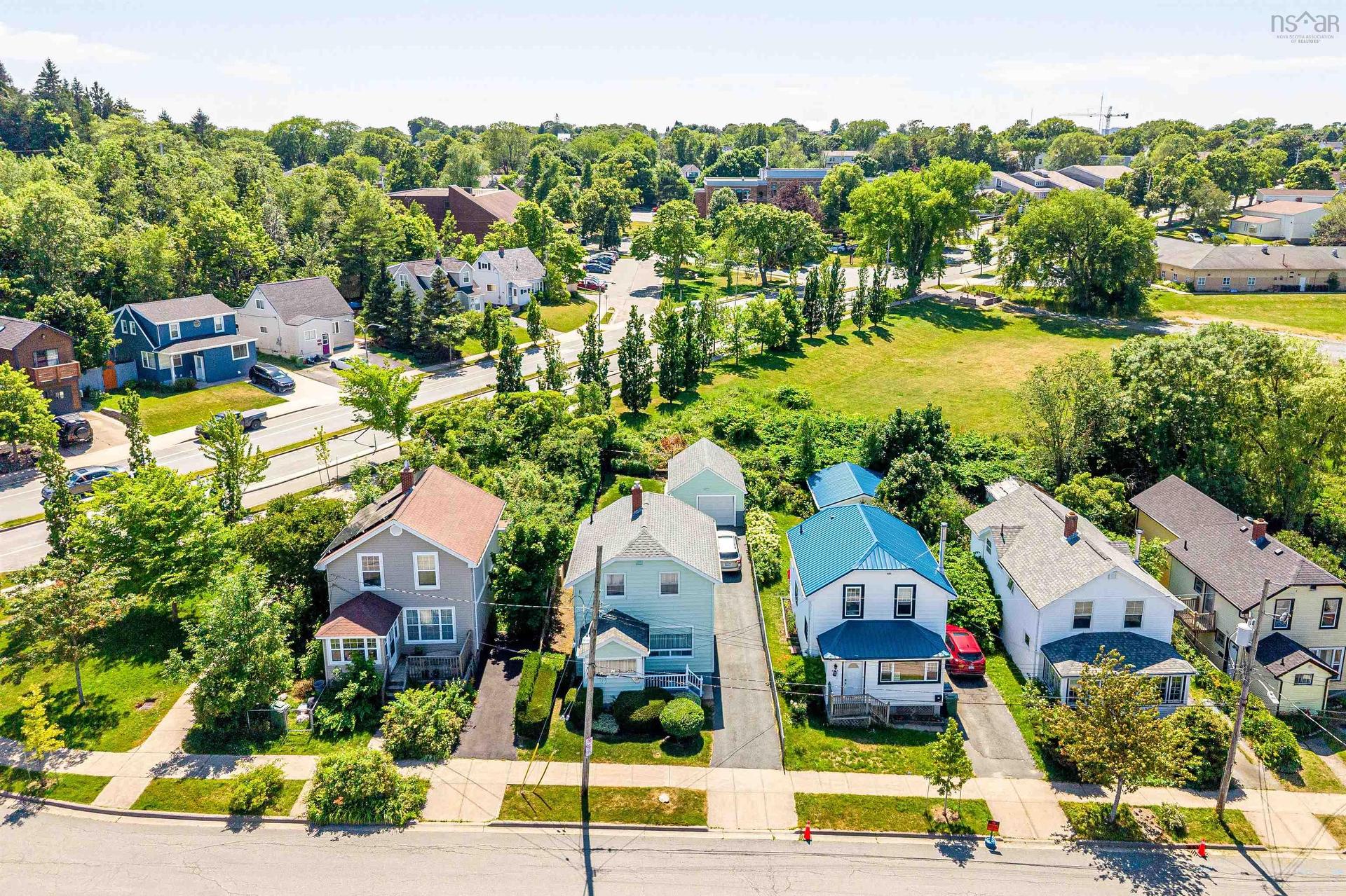 3360 Albert Street, Halifax, NS - Outdoor