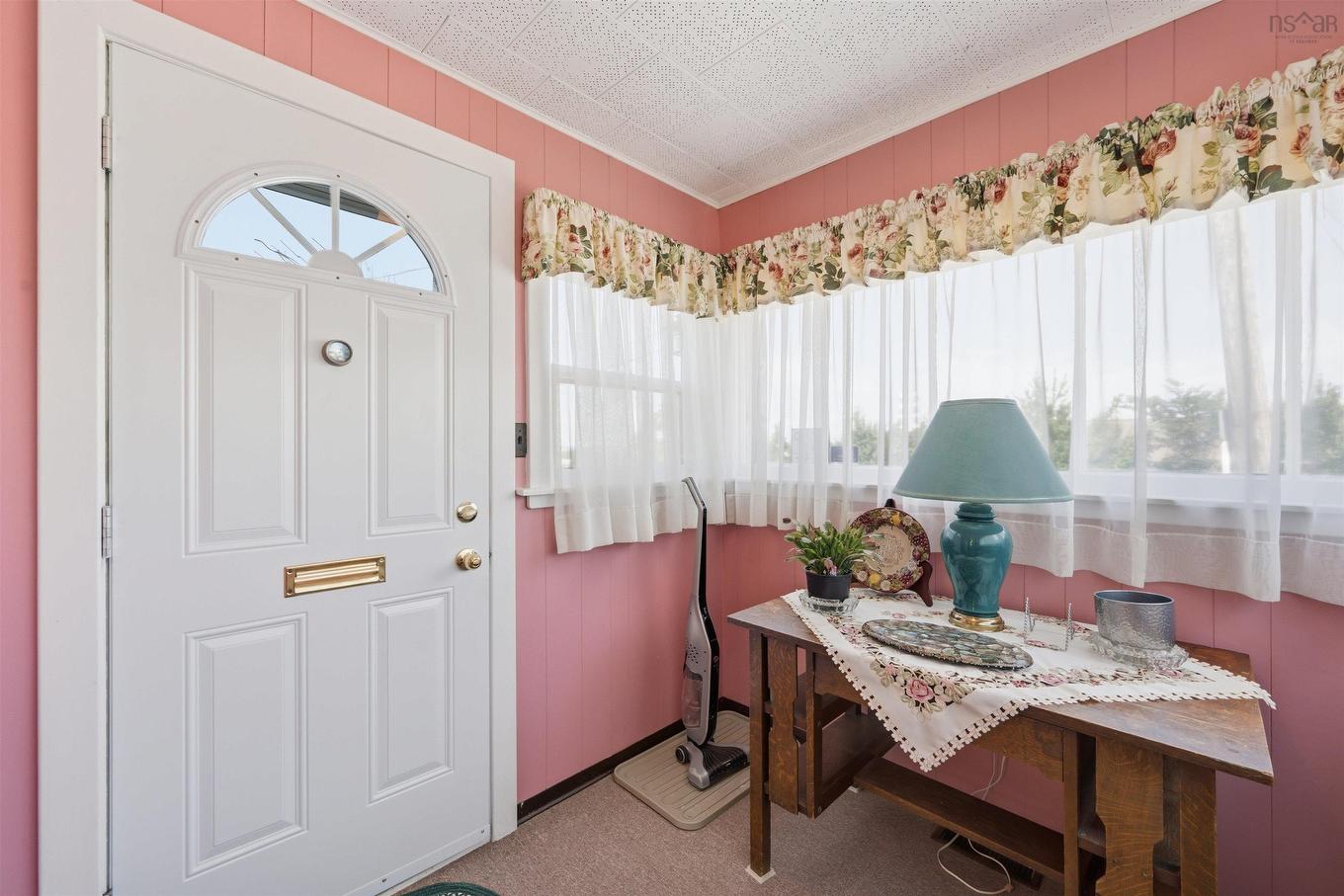 3360 Albert Street, Halifax, NS - Indoor Photo Showing Other Room