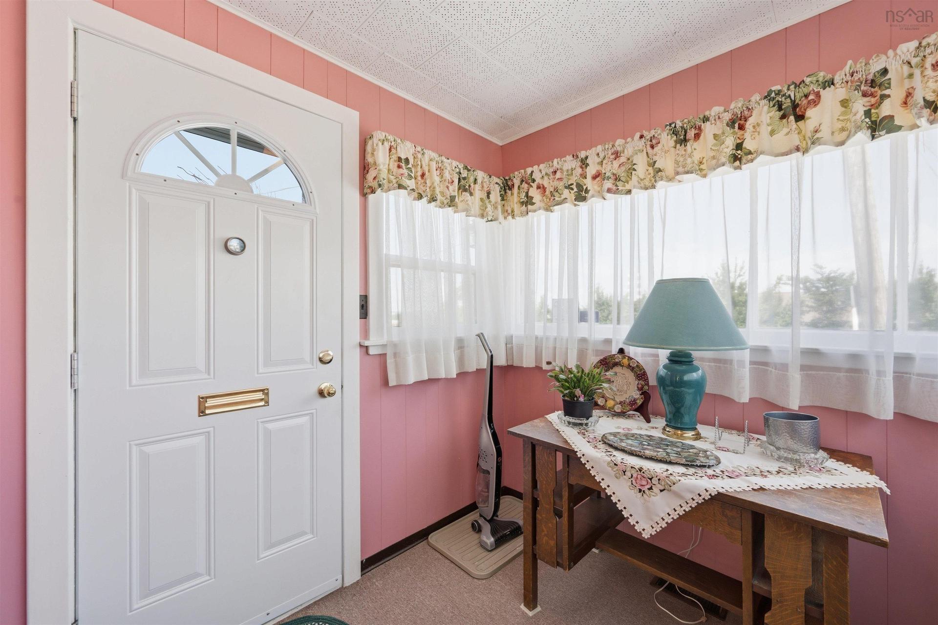 3360 Albert Street, Halifax, NS - Indoor Photo Showing Other Room