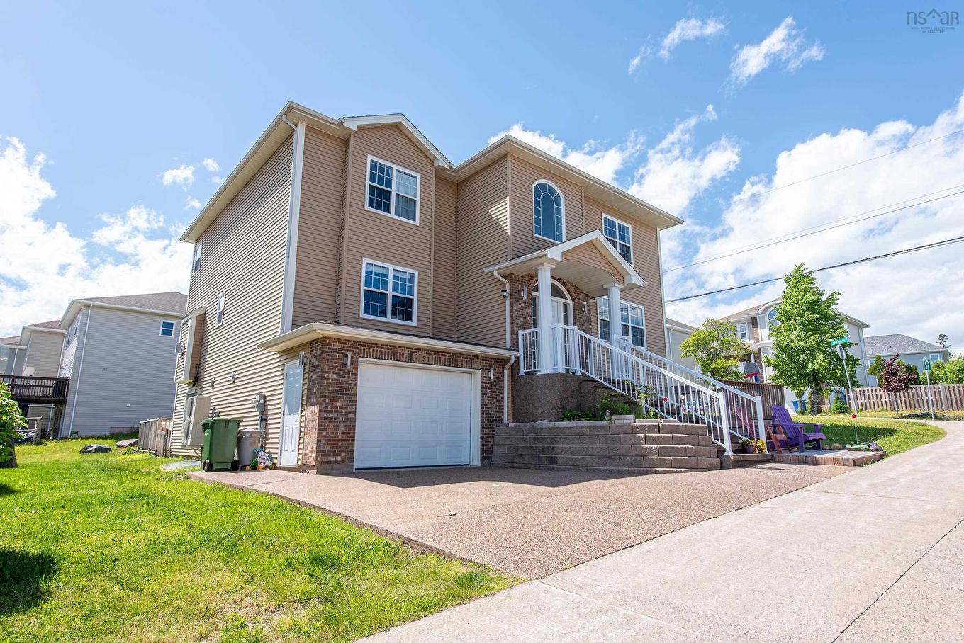 31 Transom Drive, Halifax, NS - Outdoor With Facade
