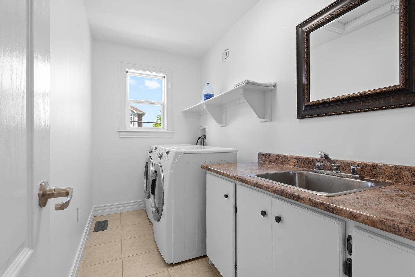 31 Transom Drive, Halifax, NS - Indoor Photo Showing Laundry Room