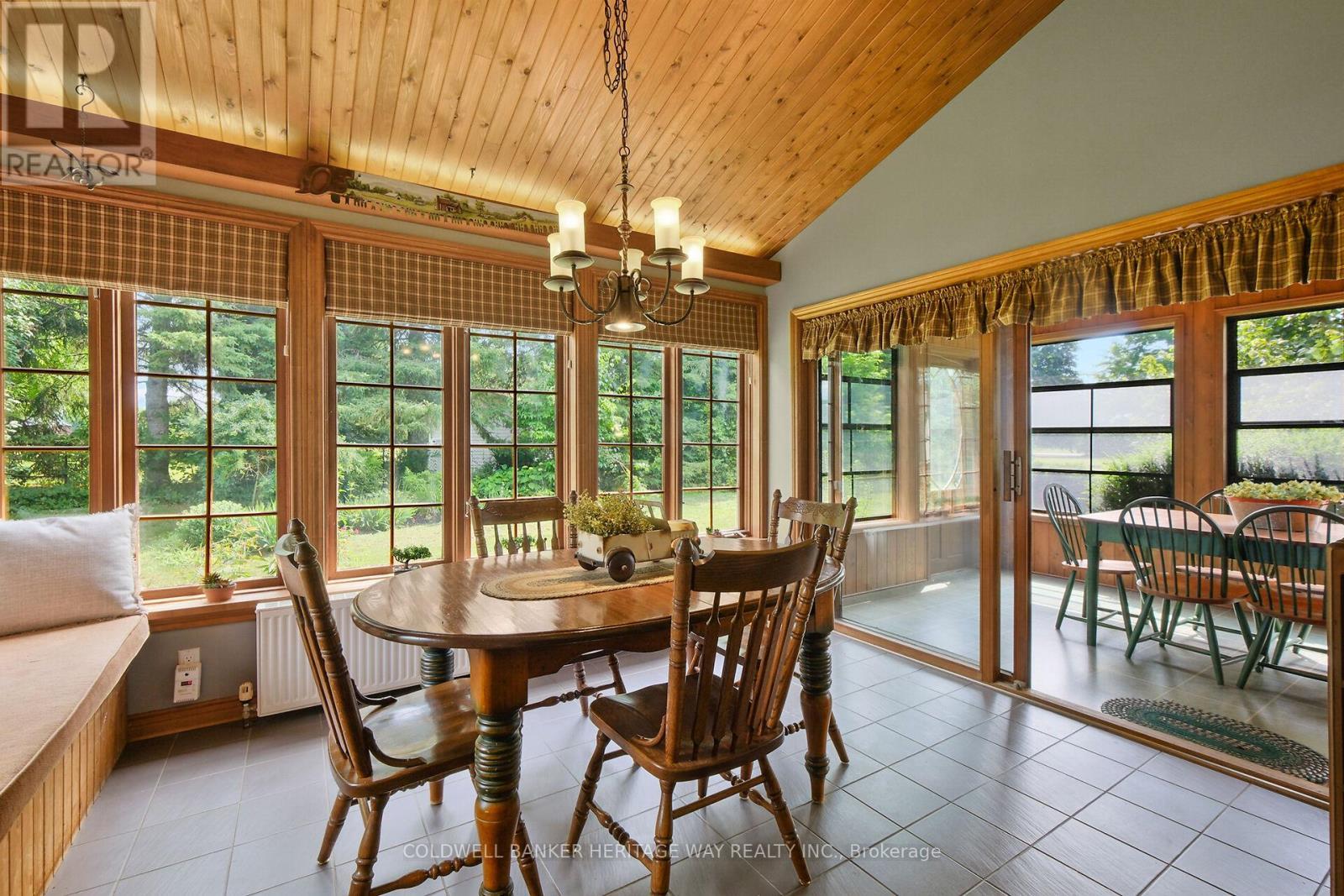1276 9Th Line, Beckwith, ON - Indoor Photo Showing Dining Room