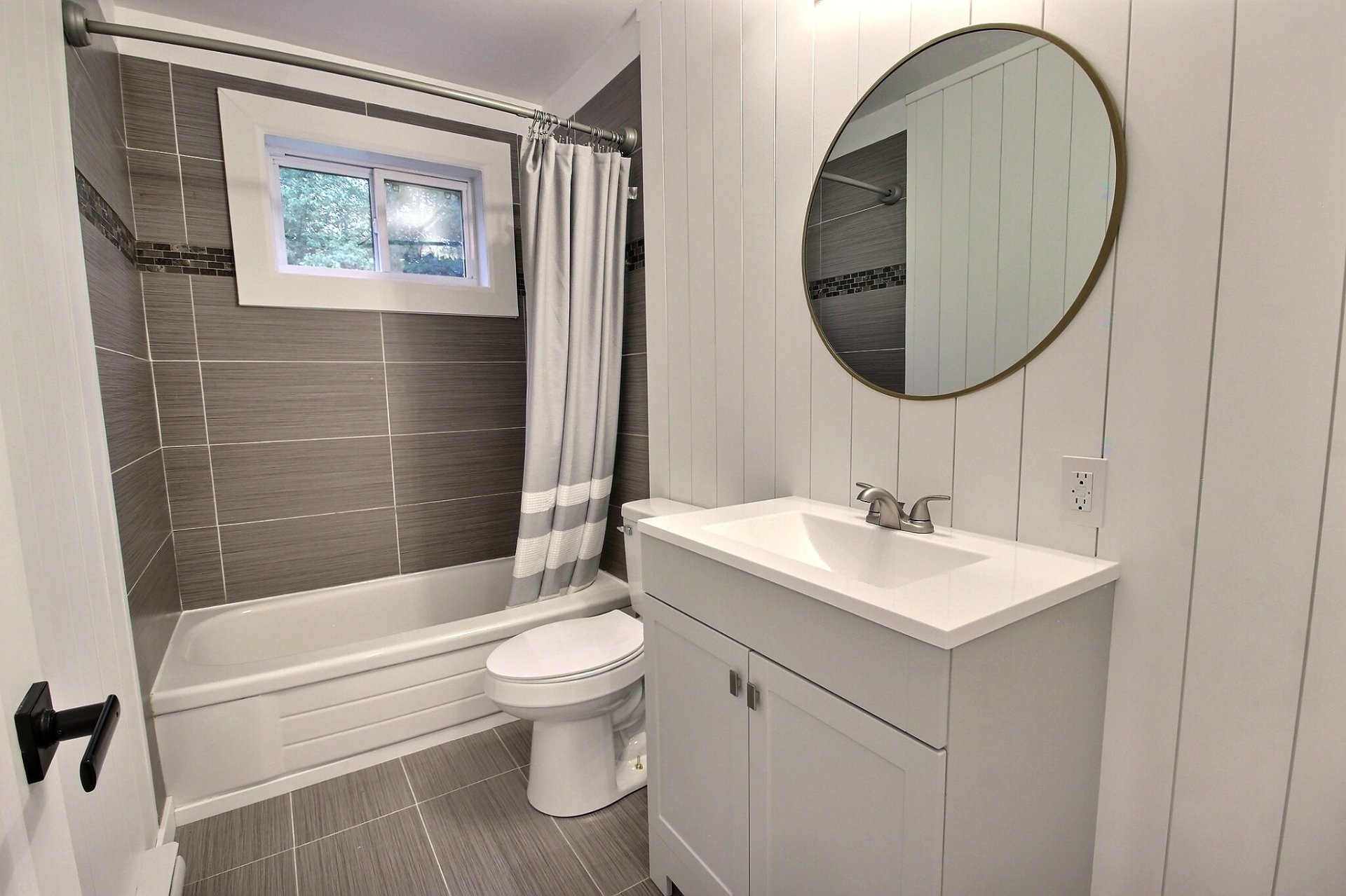 Bathroom - 1017 Rue Martel, Rouyn-Noranda, QC - Indoor Photo Showing Bathroom