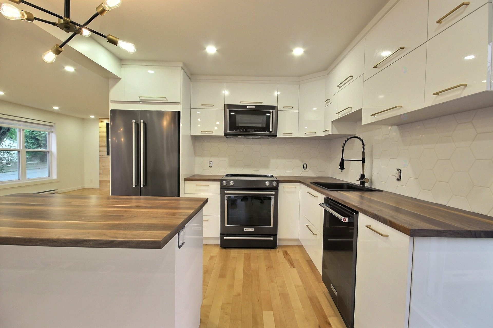 Kitchen - 1017 Rue Martel, Rouyn-Noranda, QC - Indoor Photo Showing Kitchen