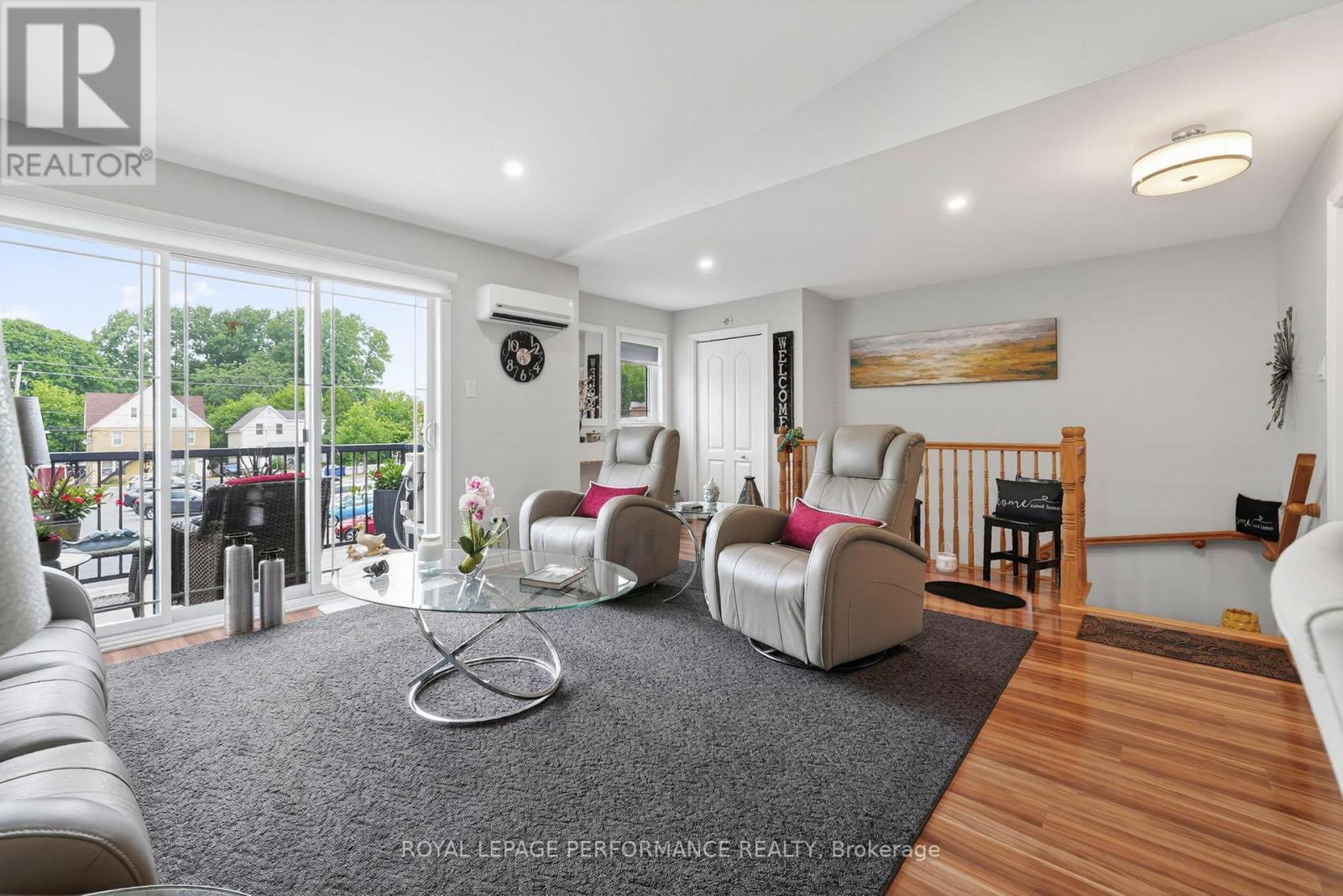 204 - 222 First Street E, Cornwall, ON - Indoor