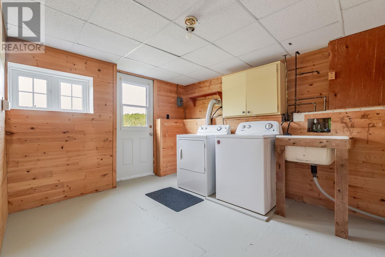 2 Lower Path Road, Bay Bulls, NL - Indoor Photo Showing Laundry Room