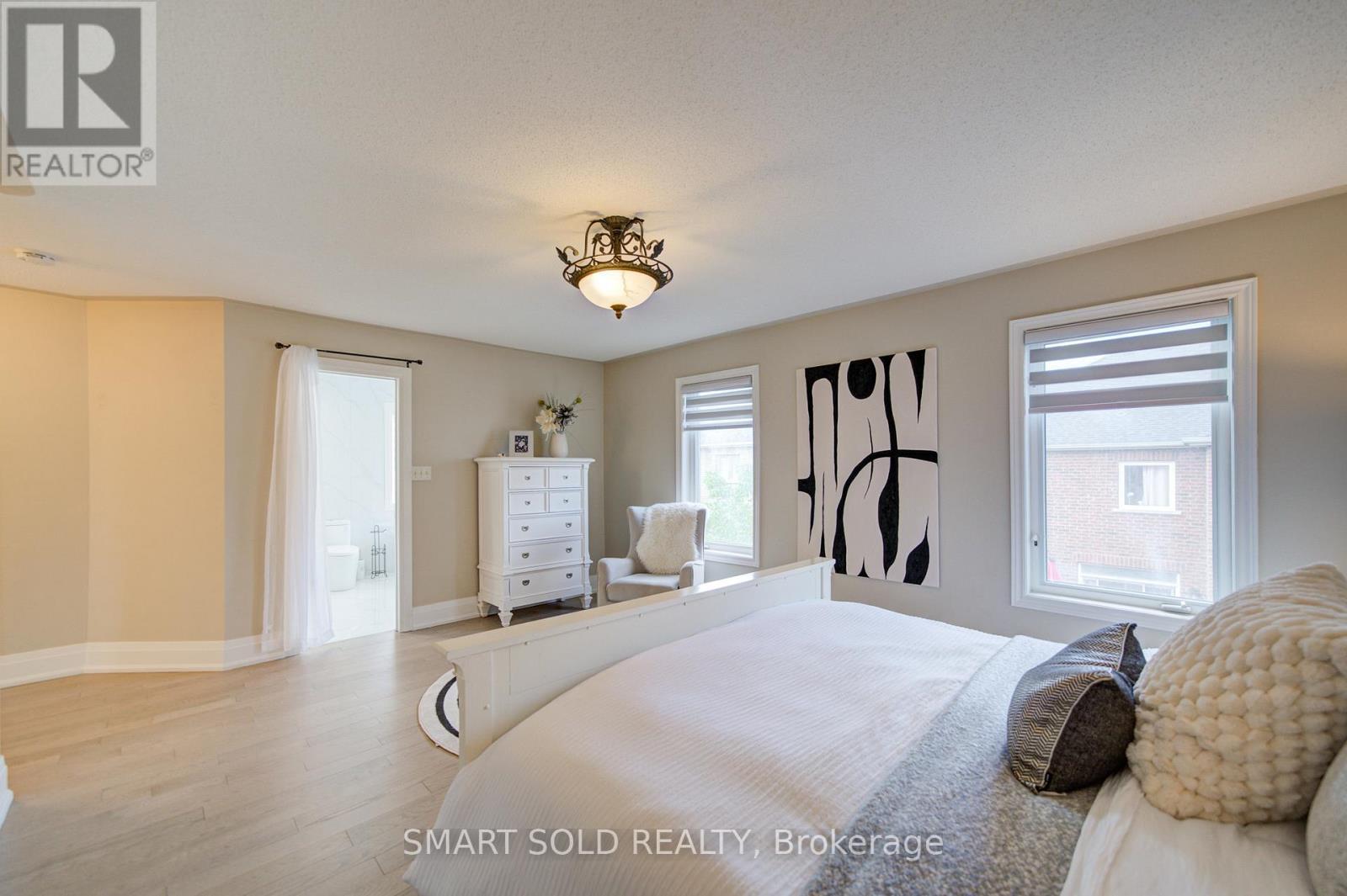 122 Mistysugar Trail, Vaughan, ON - Indoor Photo Showing Bedroom