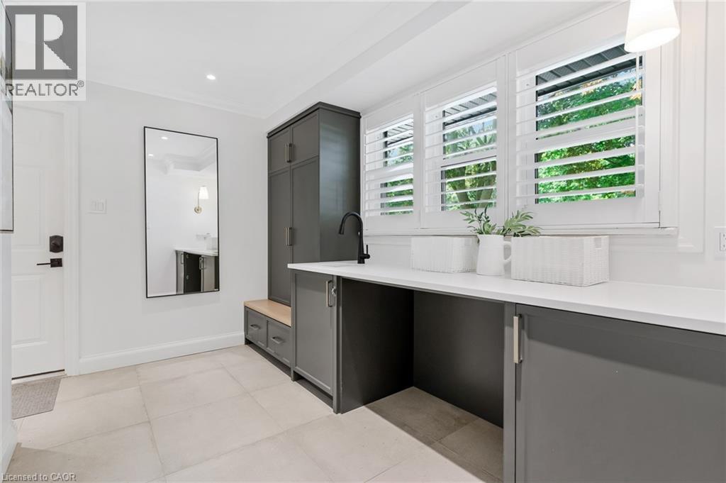 203 Forsyth Drive, Waterloo, ON - Indoor Photo Showing Other Room