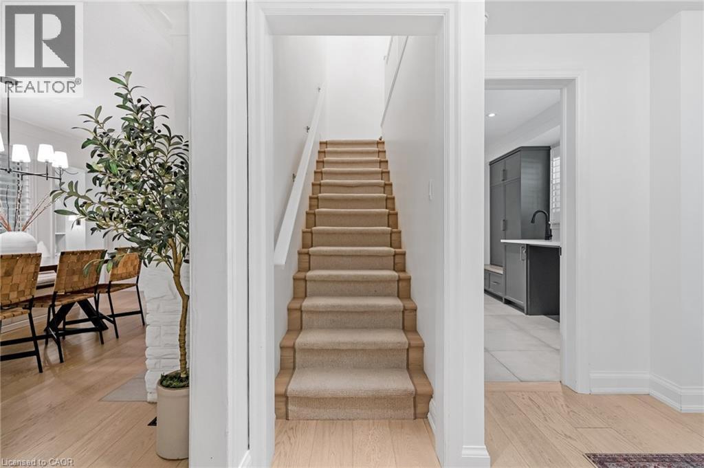 203 Forsyth Drive, Waterloo, ON - Indoor Photo Showing Other Room
