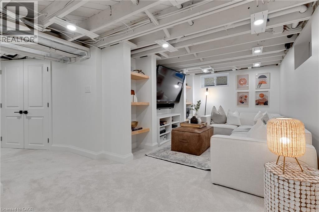 203 Forsyth Drive, Waterloo, ON - Indoor Photo Showing Basement