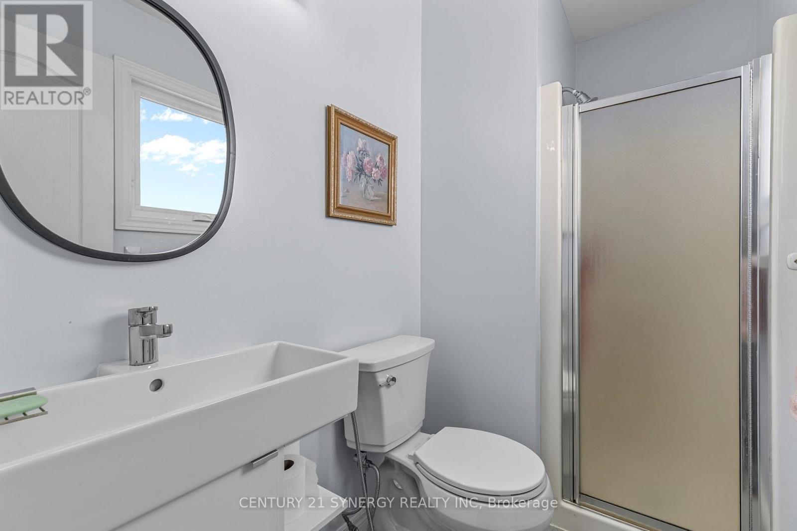 596 Deancourt Crescent, Ottawa, ON - Indoor Photo Showing Bathroom