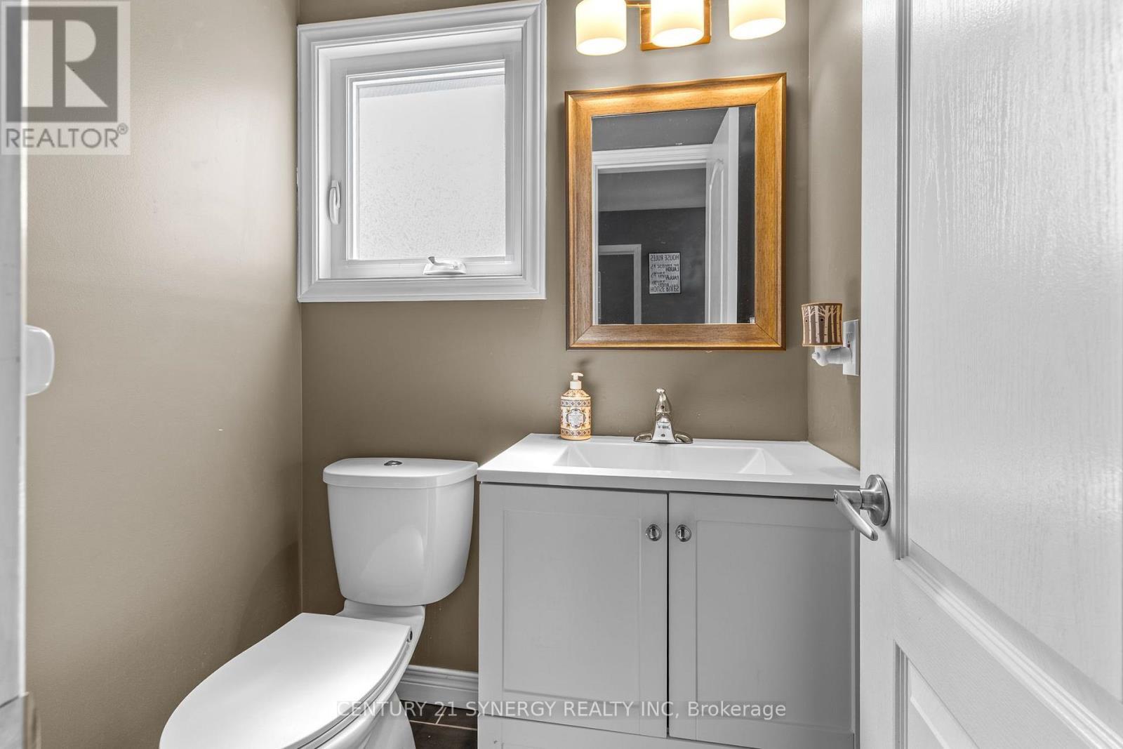 596 Deancourt Crescent, Ottawa, ON - Indoor